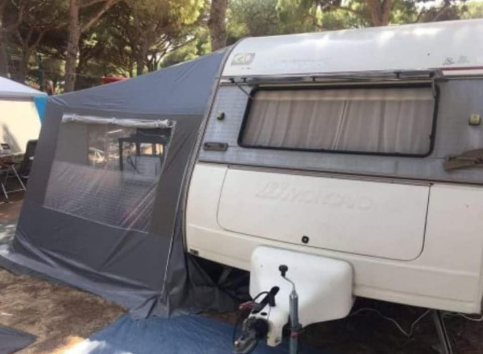 Se vende caravana Moncayo 430 Oro de menos de 750kg Listanuncios